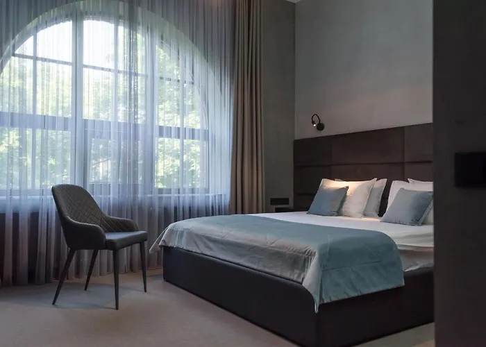 Brik Hotel